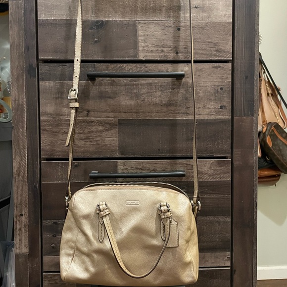 Coach Handbags - Coach crossbody.